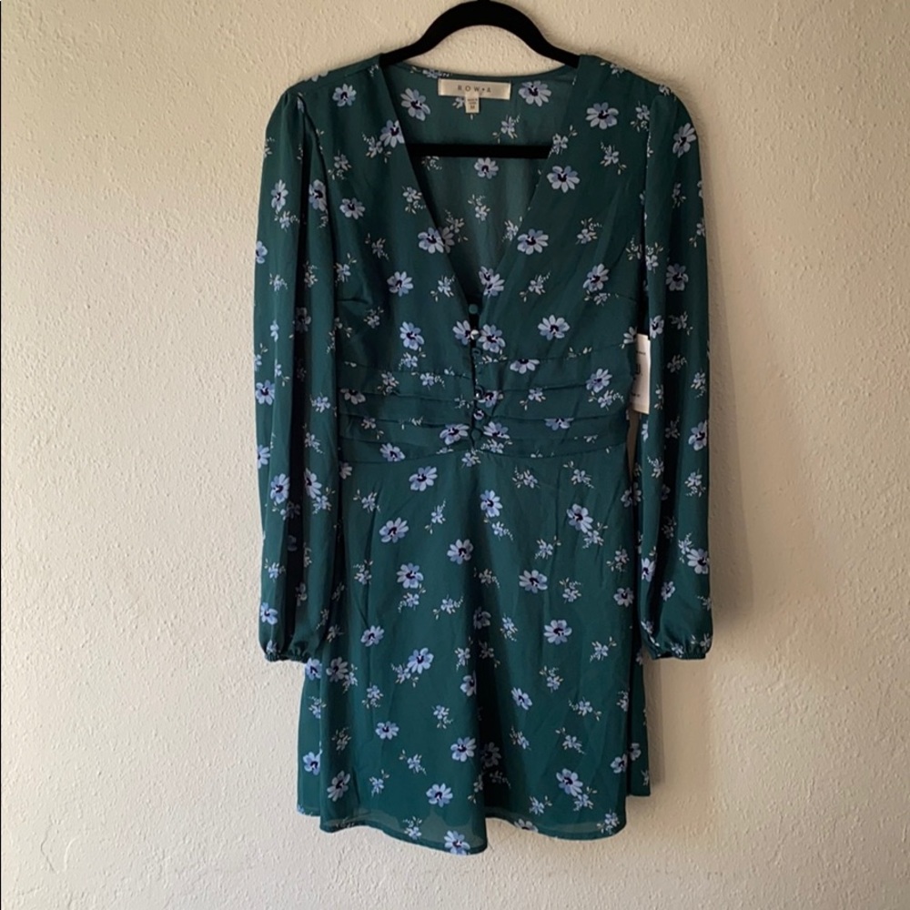 Row A Junior’s Floral Dress NWT Size M